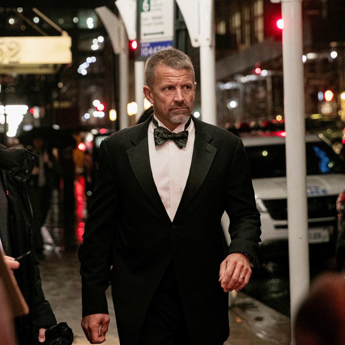 eduardomenoni's tweet photo. 🚨| Erik Prince a María Corina Machado: “Sí, señora, y @yacasivenezuela también hará su parte. Manténganse firmes.” 🇻🇪🇺🇸 https://t.co/m2otMqUSDT