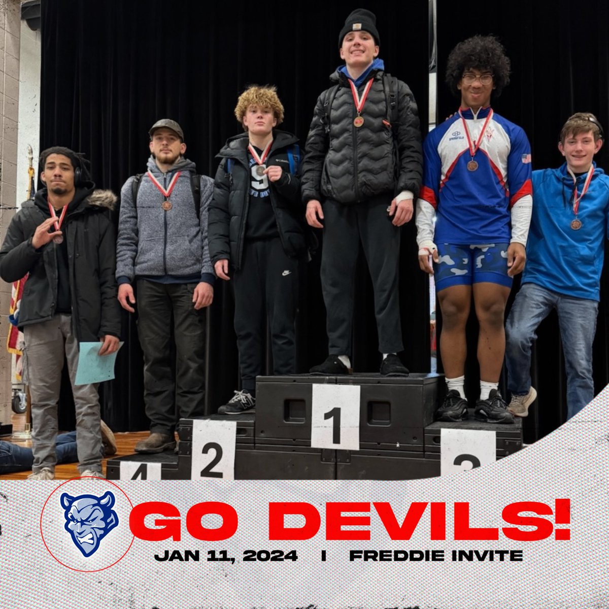 Great day at the Freddie Invite for Boys Wrestling! Way to go, boys! 👏

Ryan Siler: 1st
Robert Harris: 2nd
John Iman: 3rd
Jason Lee: 3rd
Khalel Grant: 4th
Connor Andrews: 4th