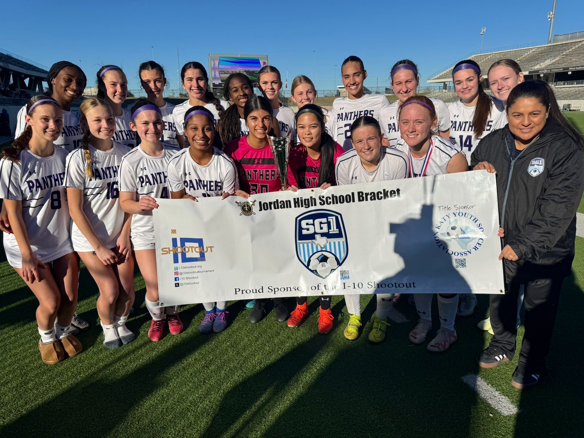 RPHSGirlsSoccer's tweet photo. Panthers WIN 3-0!!!!🏆 https://t.co/Cq56URjbWM
