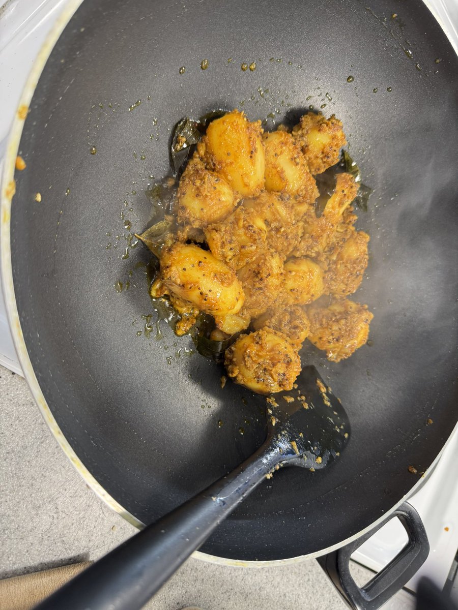GirlsBolton's tweet photo. During Enrichment, our Year 11 learners had a blast mastering dough making and cooking up delicious Bombay potatoes! From kneading to seasoning, they’re now ready to impress in the kitchen. #CookingClass #FoodSkills #DoughMaking #BombayPotatoes https://t.co/DIpb2kUp7o