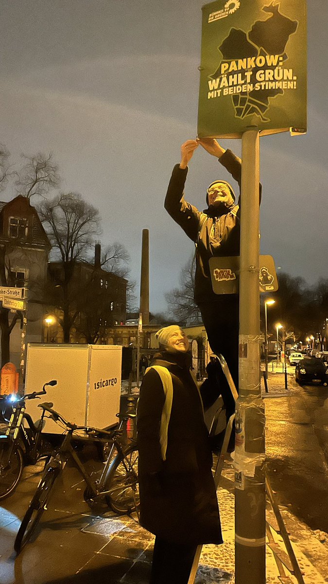 AndreasArnold_1's tweet image. Der #Wahlkampf hat jetzt auch auf den Straßen in Berlin begonnen.

#Pankow wählt ✅