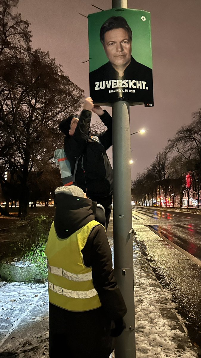 AndreasArnold_1's tweet image. Der #Wahlkampf hat jetzt auch auf den Straßen in Berlin begonnen.

#Pankow wählt ✅