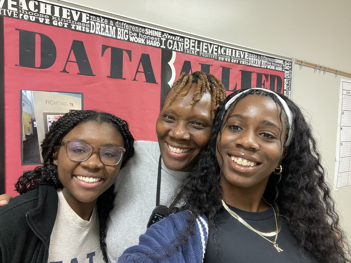 AxsonRoberta's tweet photo. Thank you @kelseykidada and Dhakiya for your recent check in @NCCA_Covington @NCCAWBL @ncca_ss 
#HappyNewYear2025 
#myfavorites 
#formerstudents https://t.co/dcYFdDncel