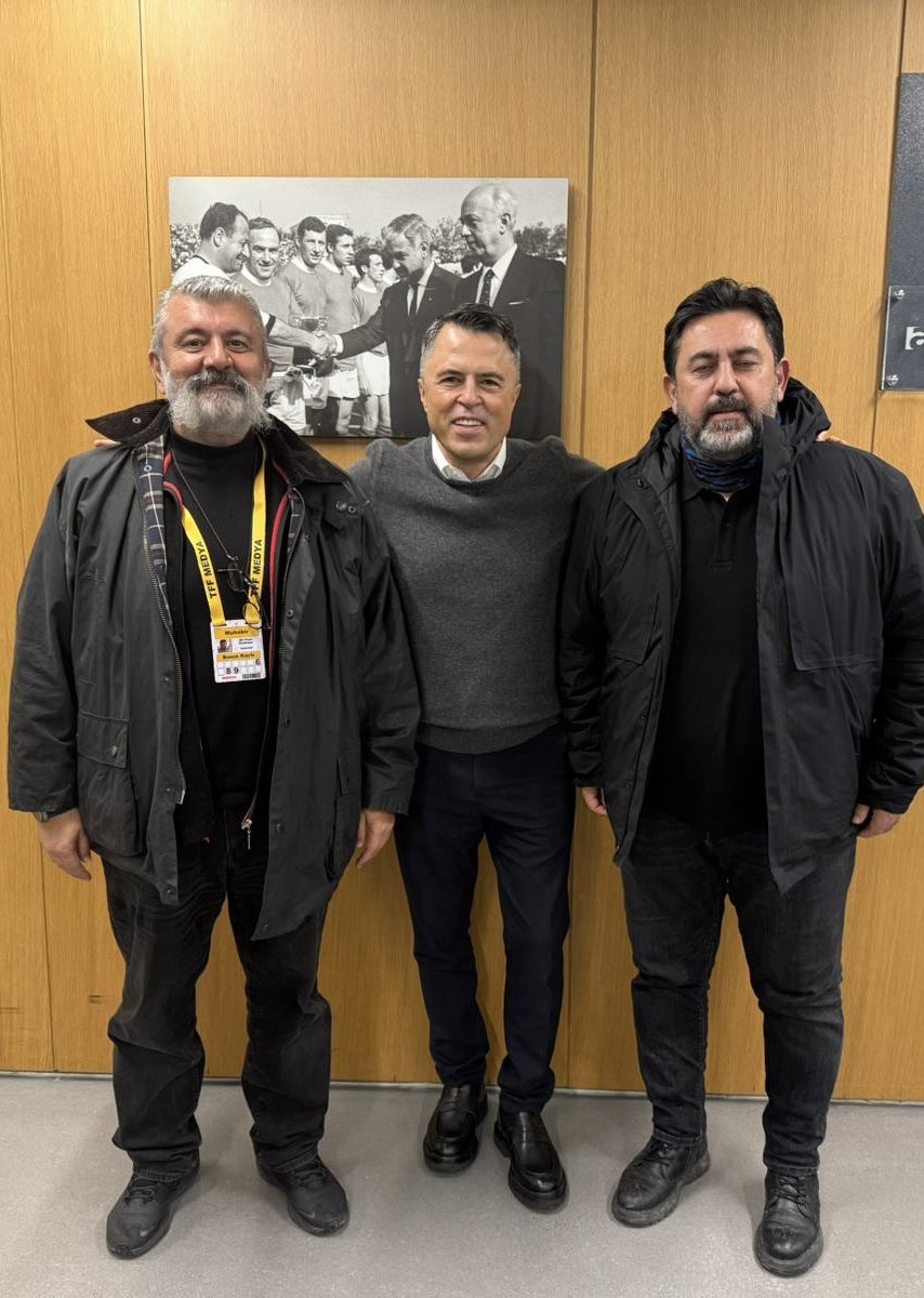 Ali Fuat Duatepe (@alifuatduatepe) on Twitter photo Ömür biter, yollar biter, sevgi ve saygı hiç bitmez. Bu akşam eski Beşiktaş JK yöneticileri Ali Balkaner, Ertunç Soğancıoğlu ve Kemal Erdoğan’la sohbet ettik. <a href="/fatihdoganresmi/">Fatih Doğan</a> <a href="/erginaslan/">Ergin Aslan</a> <a href="/huseyinerogul/">Hüseyin Eroğul</a> <a href="/cengizzsarikaya/">Cengiz SARIKAYA</a> <a href="/halukkacira/">HalukKaçıraᵇʲᵏ</a> Ömür biter, yollar biter, sevgi ve saygı hiç bitmez. Bu akşam eski Beşiktaş JK yöneticileri Ali Balkaner, Ertunç Soğancıoğlu ve Kemal Erdoğan’la sohbet ettik. <a href="/fatihdoganresmi/">Fatih Doğan</a> <a href="/erginaslan/">Ergin Aslan</a> <a href="/huseyinerogul/">Hüseyin Eroğul</a> <a href="/cengizzsarikaya/">Cengiz SARIKAYA</a> <a href="/halukkacira/">HalukKaçıraᵇʲᵏ</a>