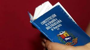 JudithArtesana's tweet photo. Luchamos por la restitución de la Constitución y el estado de derecho; luchamos por una democracia genuinamente popular.

¡Alto a la represión!

¡Protestar no es un delito!

#PorLaDemocraciaYLosPresos https://t.co/abygHrTo2Y
