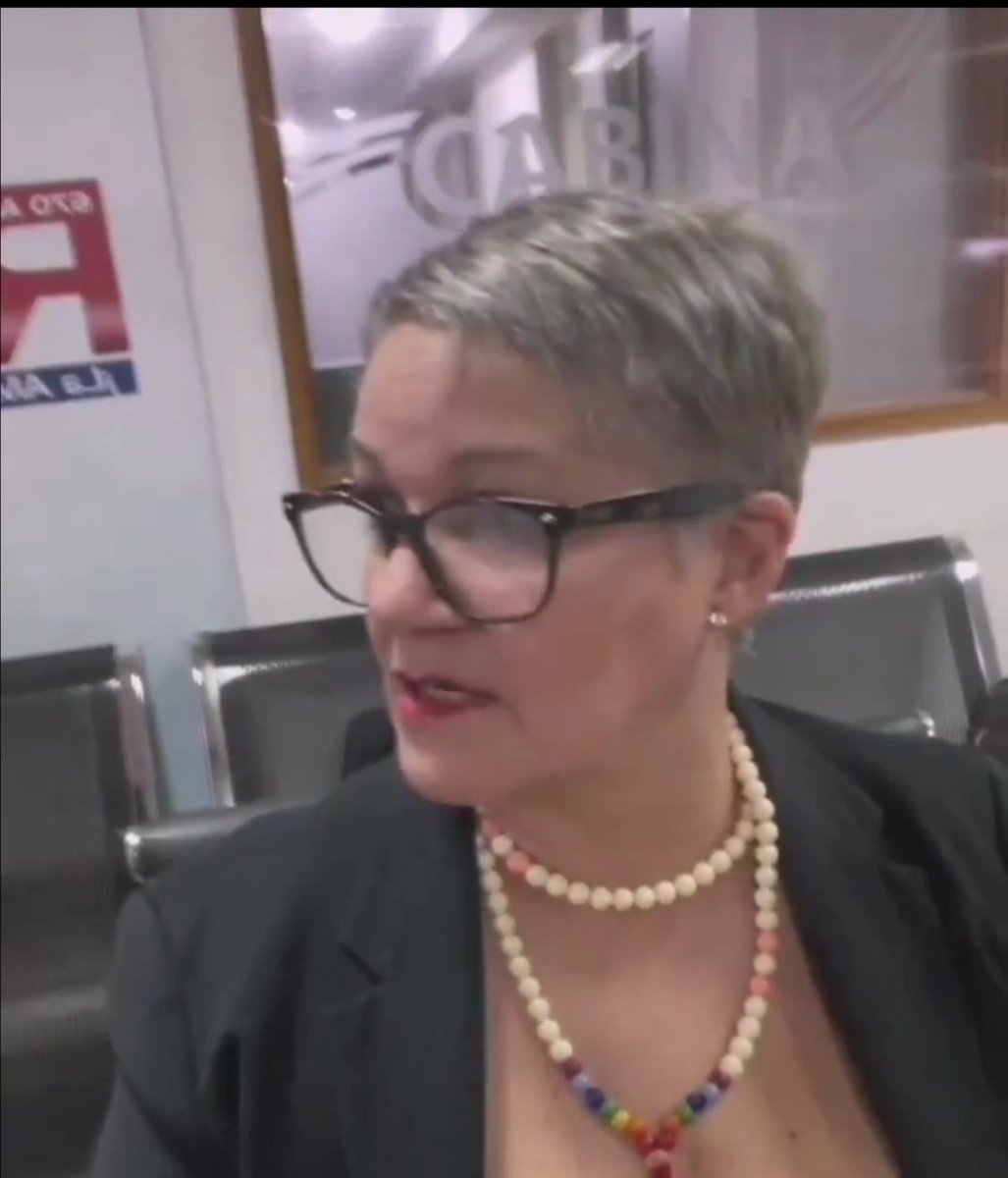 Luchamos por la restitución de la Constitución y el estado de derecho; luchamos por una democracia genuinamente popular.

¡Alto a la represión!

¡Protestar no es un delito!

#PorLaDemocraciaYLosPresos