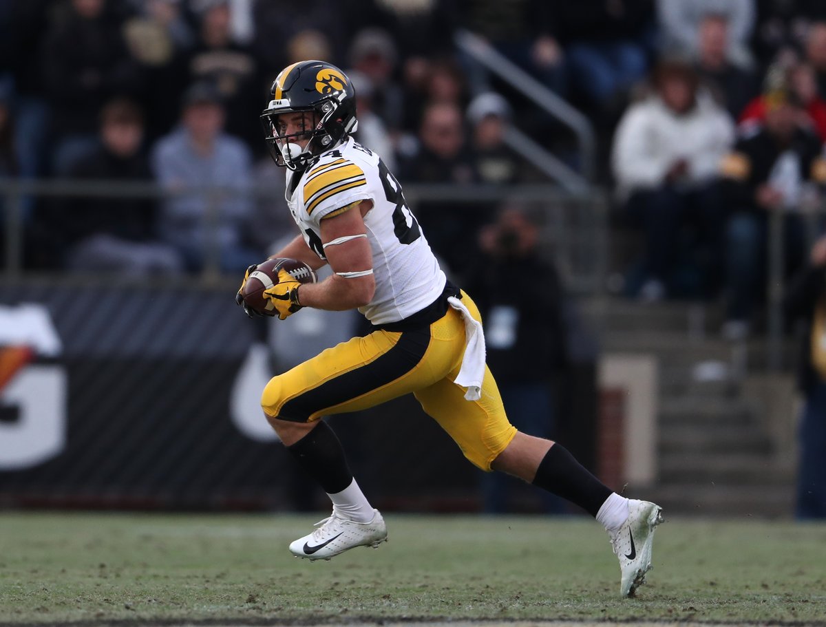 Hawkeye Legacy tweet media