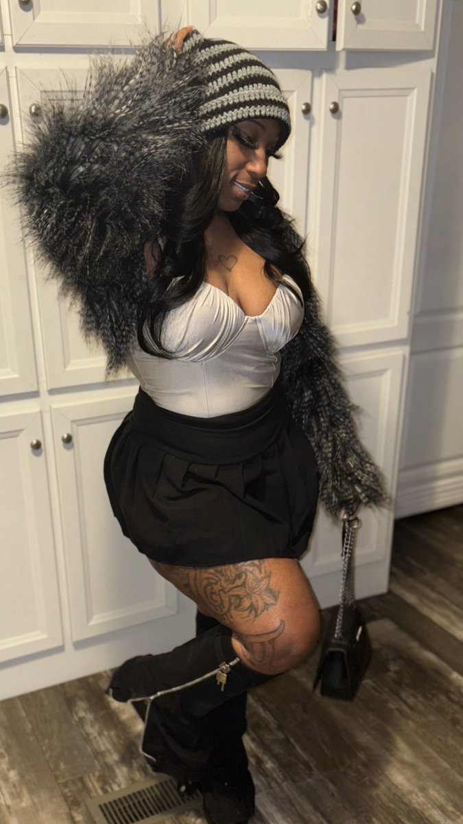 clubskylerr's tweet photo. You wanna be next text me rn for your booking Available for FaceTime too daddy Dm with your zip code ❤️🥹 HMU iMessage 👉Clubskylerr@gmail.com 
Telegram: https://t.co/UD9UgQWBMy https://t.co/NuUa0bBrYj