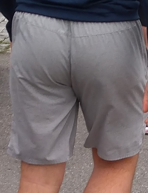 narcisolegend23's tweet photo. #nalgonescallejeros #bundadehomem #straightguy #manbutt #мужскаяпопка #雄尻 #potodemacho #cazadordenalgones #nalgotas #potazo https://t.co/DQQuj9r19S