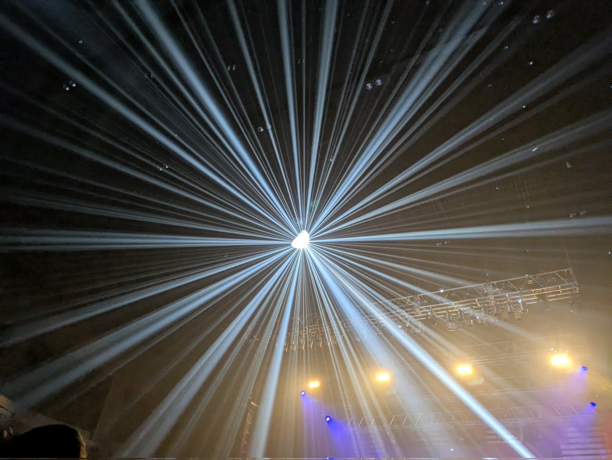 OX1cy1eDEq42264's tweet image. ゲスライブ始め参戦🔥
セトリが神がかってて、えっその曲やってくれるの！の連続😭
ロマンス…からのオンナは変わるや心歌舞く、Inkが聴けるなんて✨️
ゲスファン皆さんの反応も素晴らしくて、会場が盛り上がってましたね！
やっぱりゲスが本当に本当に大好きです😭
#ゲスの極み乙女 
#SpopLIVE