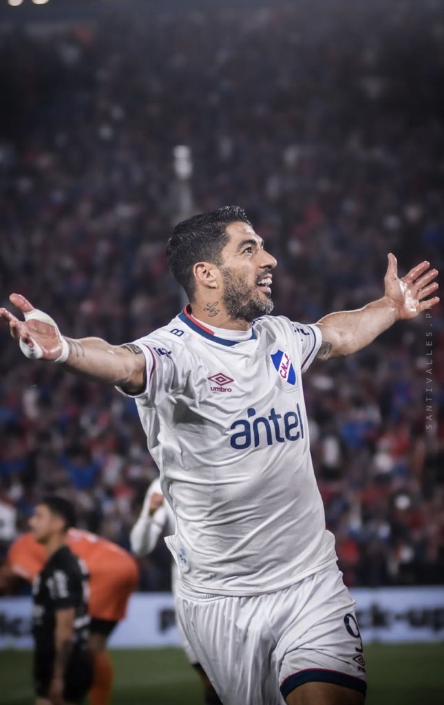 Debí tirar más fotos 
De cuando
Te tuve