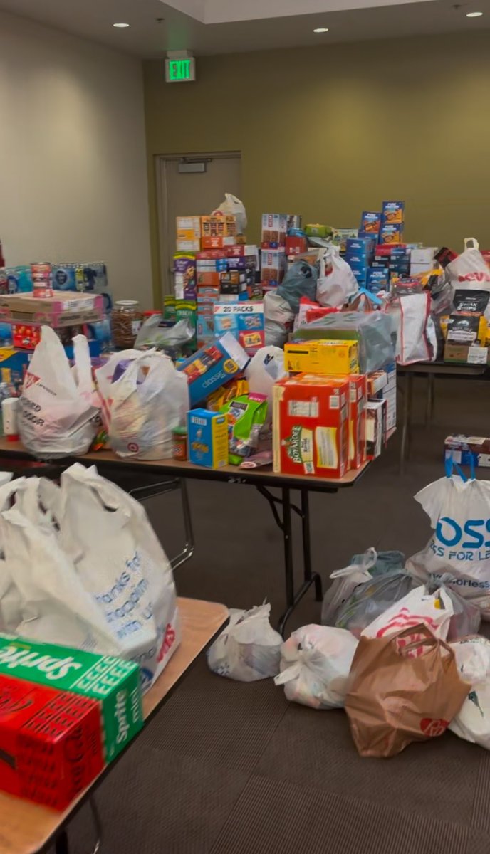 Thank you BUT donations across our #LAFD stations and <a href="/LAFDFoundation/">LAFD Foundation</a> are piling up and impacting our operations. We understand wanting to help, we are helpers too. The best way to help, details: lafd.org/news/wildfire-… #PalisadesFire <a href="/CAL_FIRE/">CAL FIRE</a>