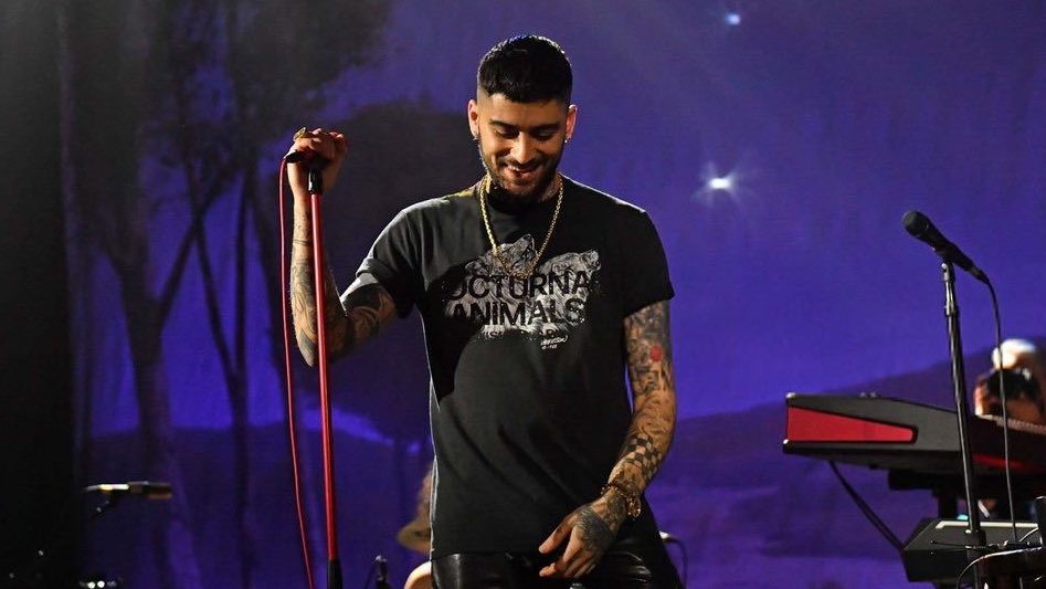 ZJMCRAVE's tweet photo. Happy 32nd birthday to the incredibly talented ZAYN! 

From breaking records with One Direction to crafting a stellar solo career, Zayn has solidified his place as one of the most influential artists of our time. With chart-topping hits like Pillowtalk, and a creative vision that spans music, fashion, and beyond, Zayn continues to inspire millions around the world. Here's to celebrating his artistry, achievements, and the unique voice that has redefined modern pop and R&B.