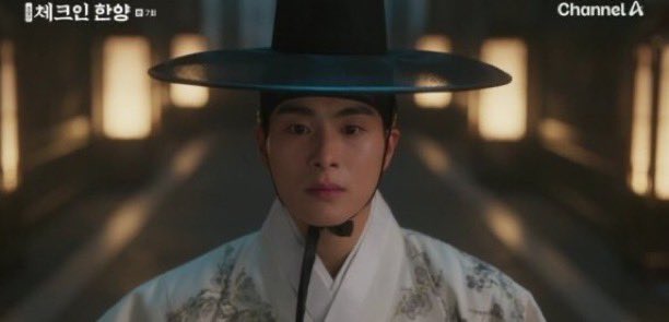 American_Noona's tweet photo. Serious case of Second Lead Syndrome with this one…
How can you not love this character?
#CheckInHanyangEp7
#CheckInHanyang https://t.co/6eSqZc5bya