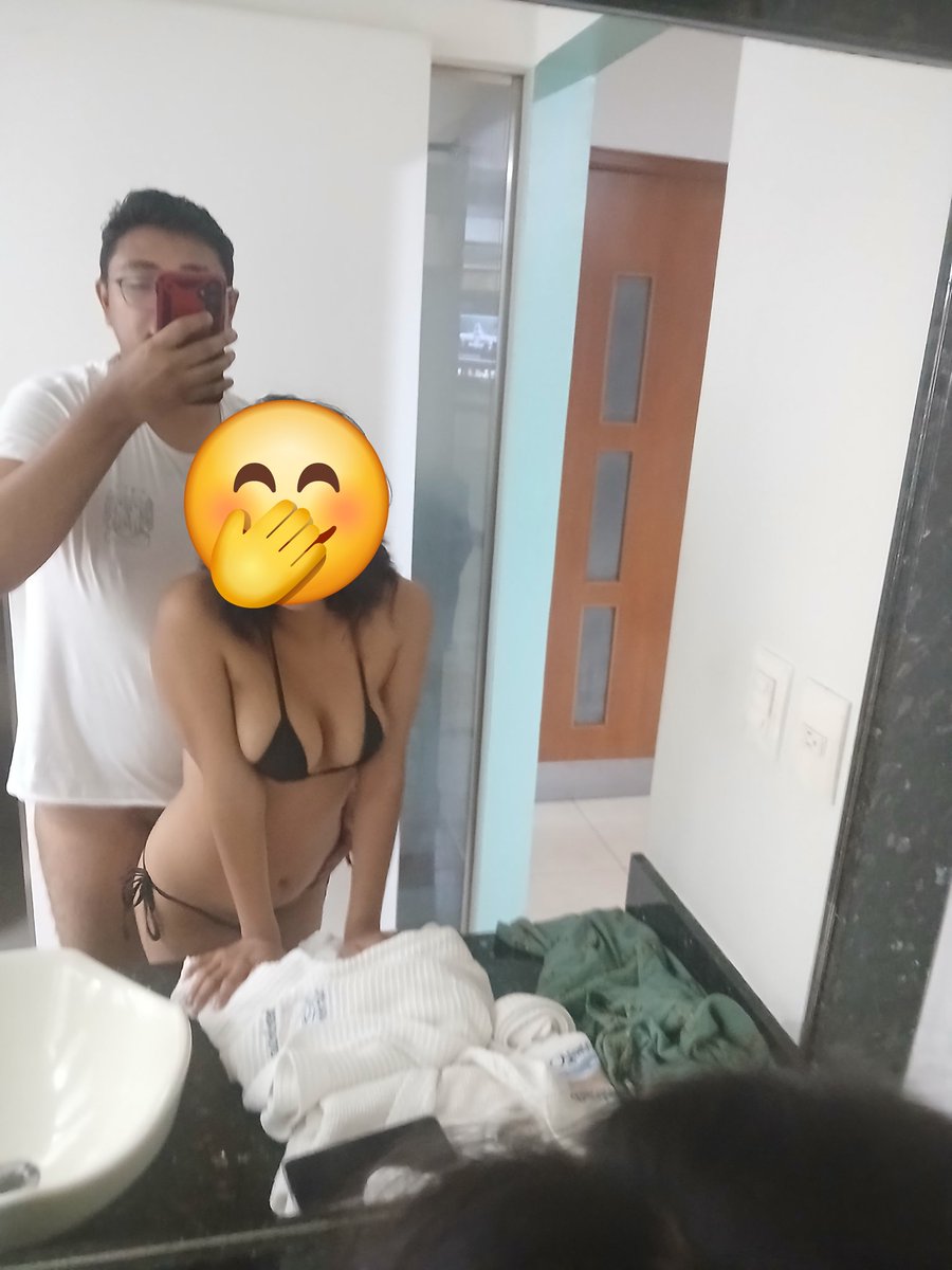 Aqui con una amiga, dice que quiere otra amiga para que hagan tijerazos en villahermosa jejejeje 

Alguna chica se quiere apuntar?? Maden dm para que pueda decidir ella