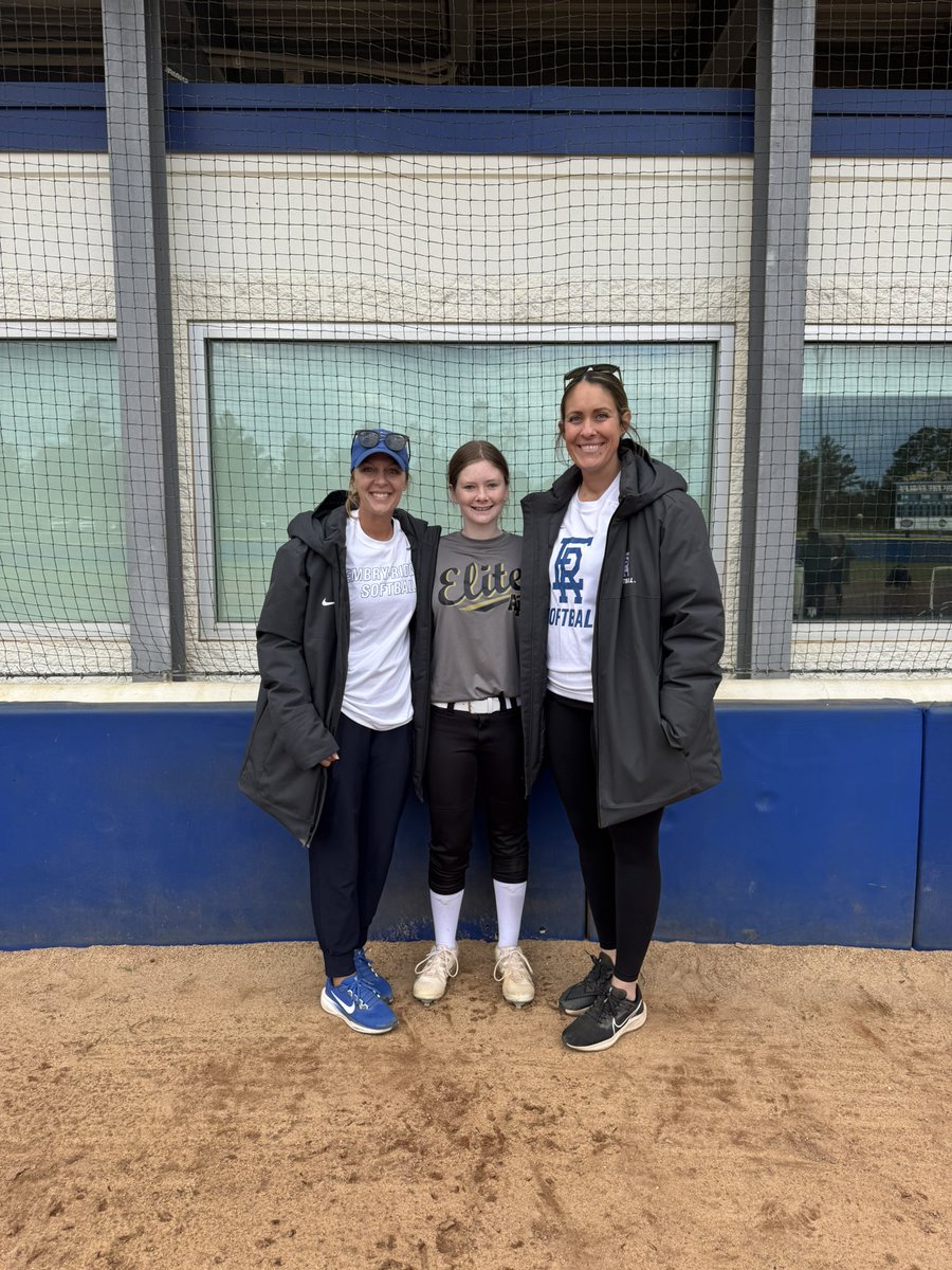 Allison castle tweet media