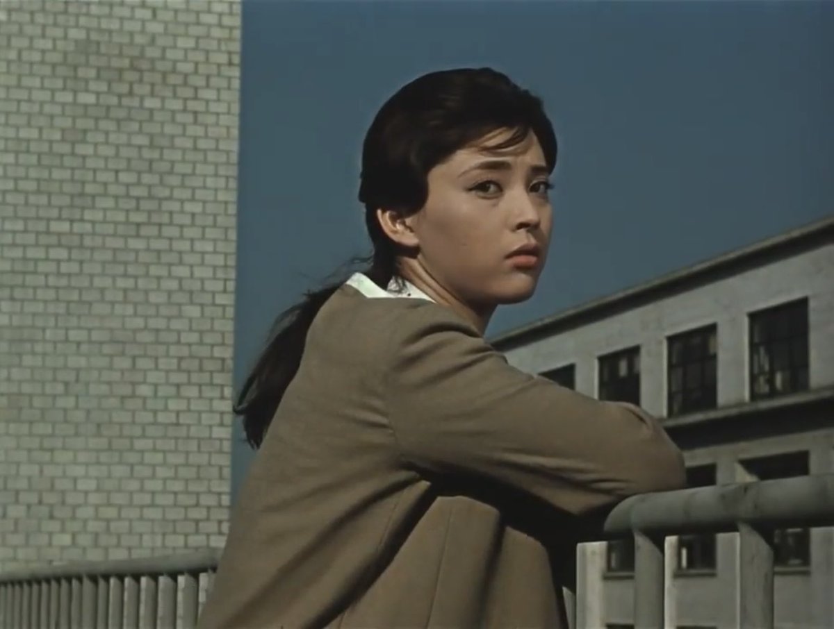 stilIwalking's tweet photo. Mariko Okada (#botd) in Late Autumn (1960) https://t.co/2vqmd2TRZV