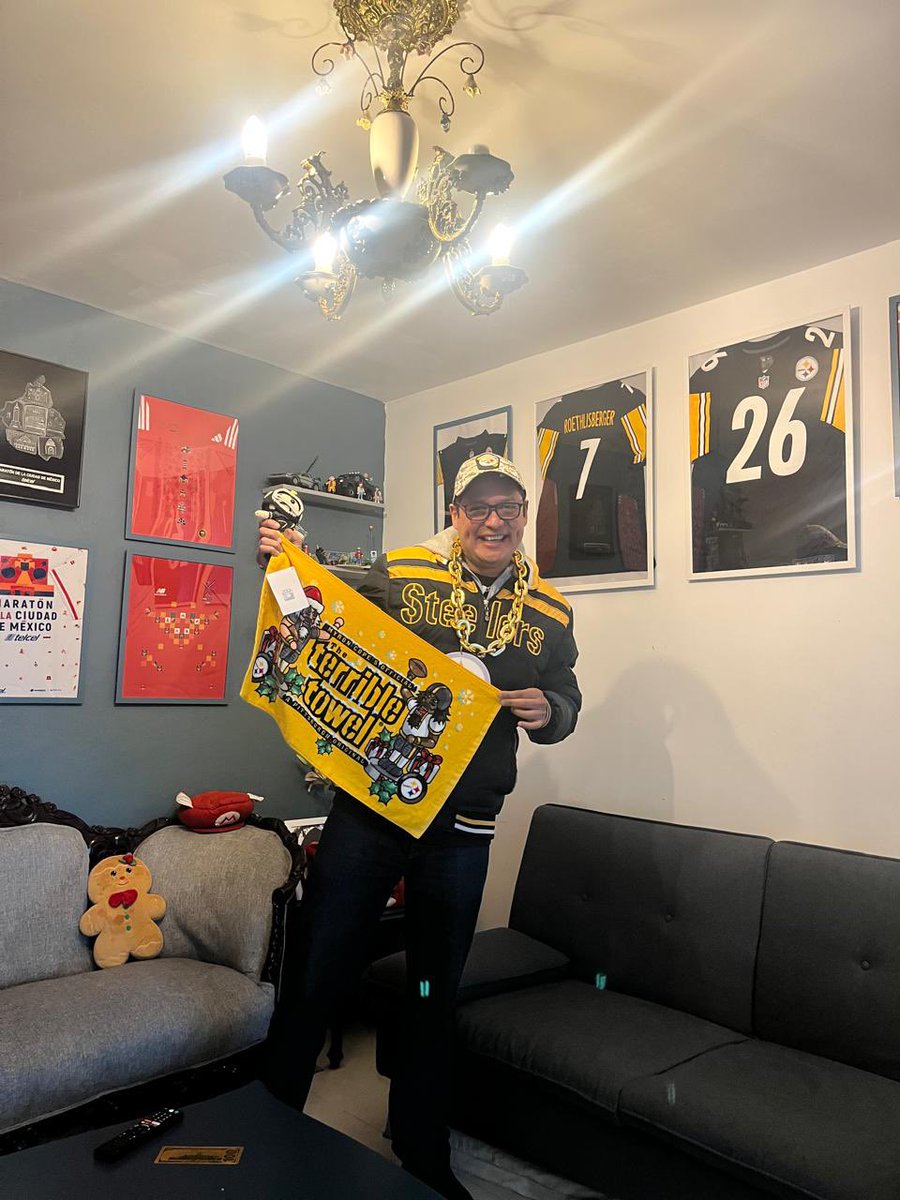 ArkiRamiro's tweet photo. #NFLTelevisa #HereWeGo #steelers #SteelersNation #NFLPlayoffs https://t.co/hIH7zfzOTr