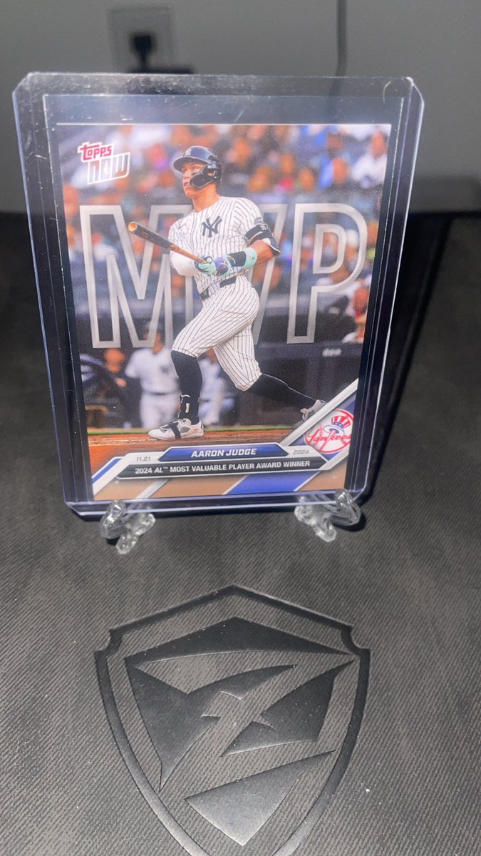 Hey Yankee fans. I’m giving away a Topps Now MVP card to one fan that likes &amp; reposts this post. You must be following me. Winner will be chosen Monday morning.