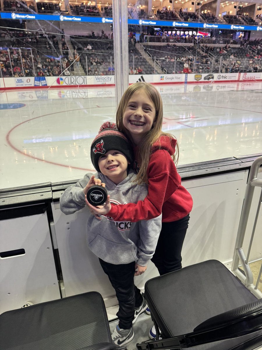 imca20race's tweet photo. Let's Go Mavs!!!!
#omahahky https://t.co/KVS0dtZwAP