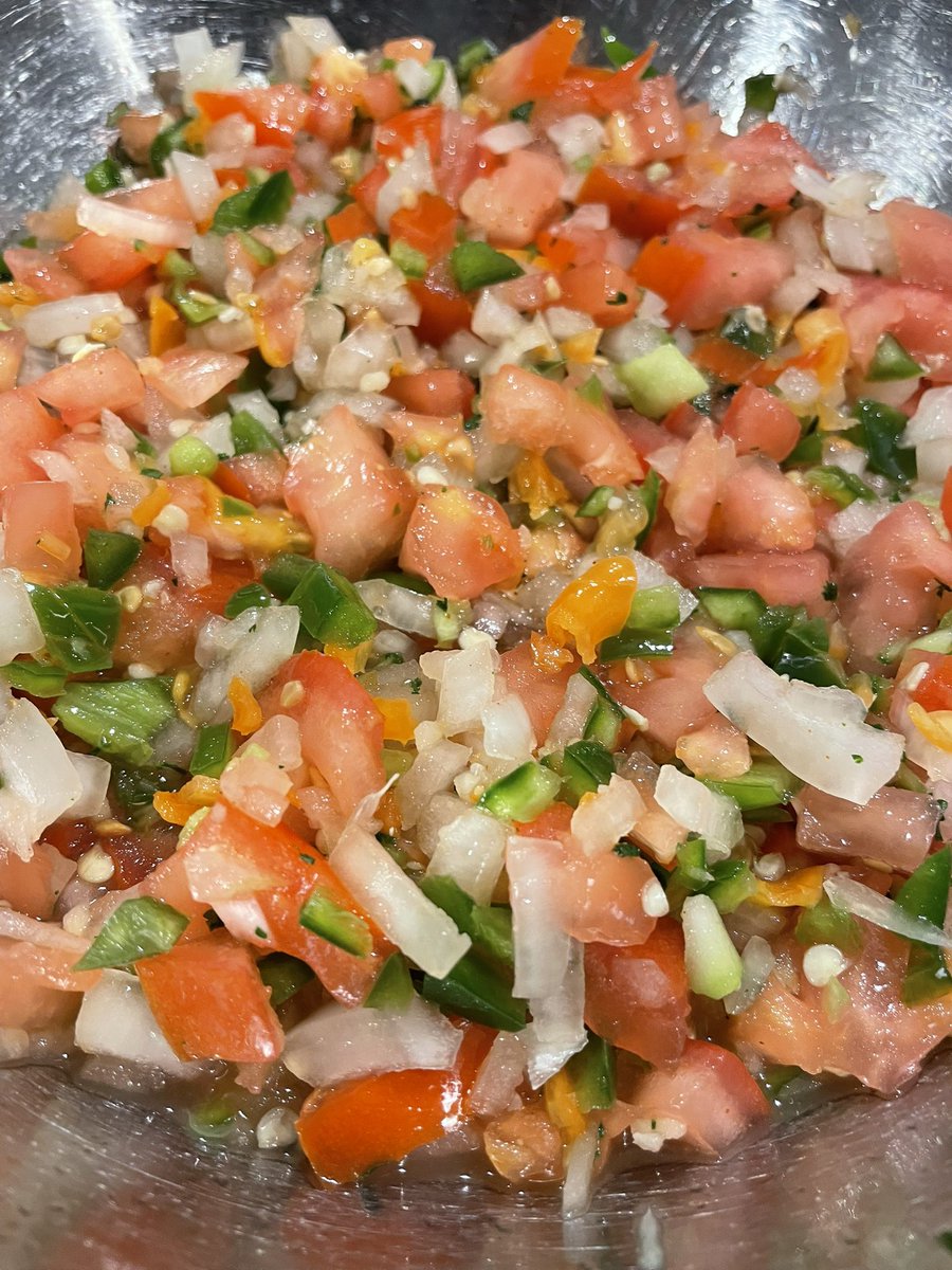 StewsSauce's tweet photo. I. Can’t. Stop. Making. This. TPT. Pico. 👊🏼💥
Prep day today, LOVE it!!!
#SelfCalm https://t.co/LNDDKhT8oG