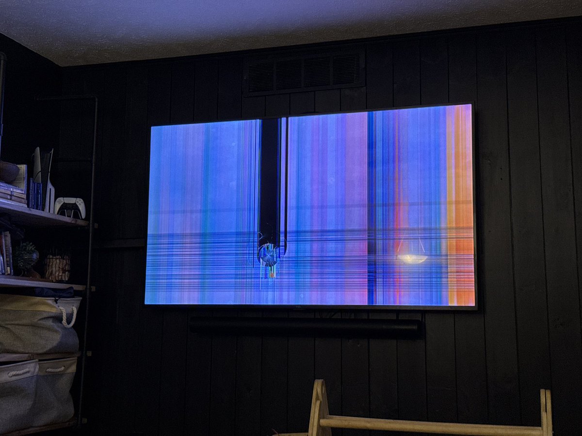 ItsMeEdmonds's tweet photo. Well it was fun @TCL_USA you last 4 years. And on the weekend of @NFL playoffs my toddler threw a plastic hammer at my TCL tv. https://t.co/WEoYBZV6Ak