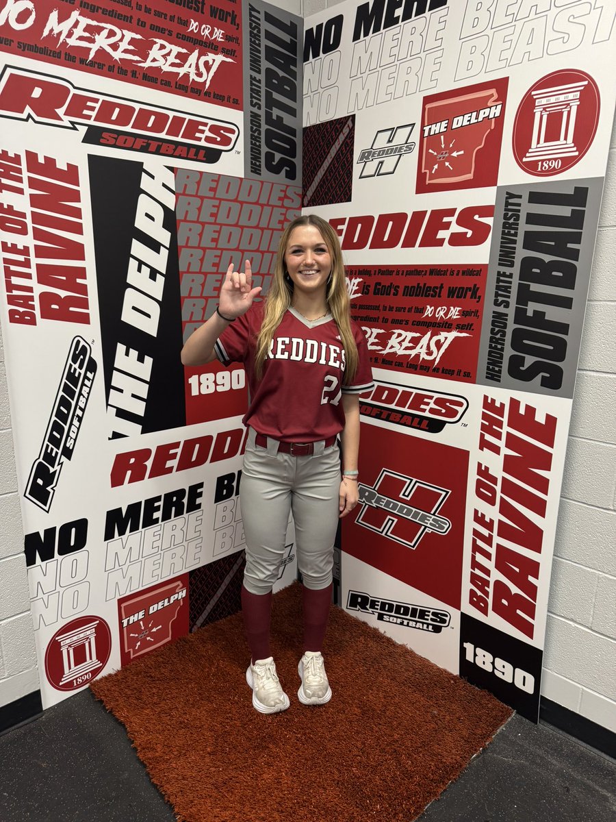 TXSI18's tweet photo. Congratulations on your commitment to Henderson State University, KJ! Your Bolt family is so proud of you. HSU is not only getting an exceptional athlete, but an even better teammate. We can't wait to see all the great things you'll accomplish!

@KayleaJo @ReddiesSB https://t.co/ZQQo7XOVTH