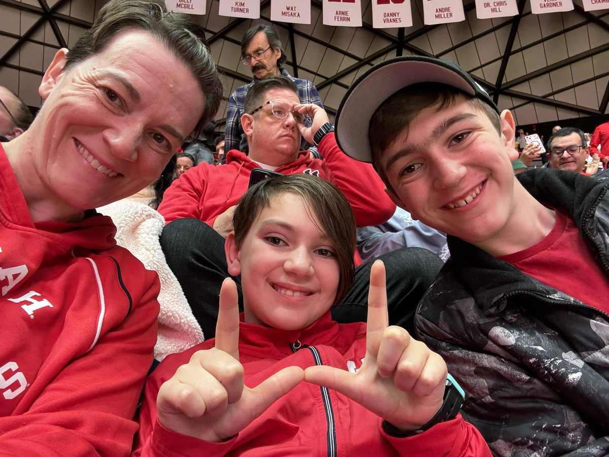 MathHesterman's tweet photo. #Utesgameday https://t.co/qflY9rV9lk