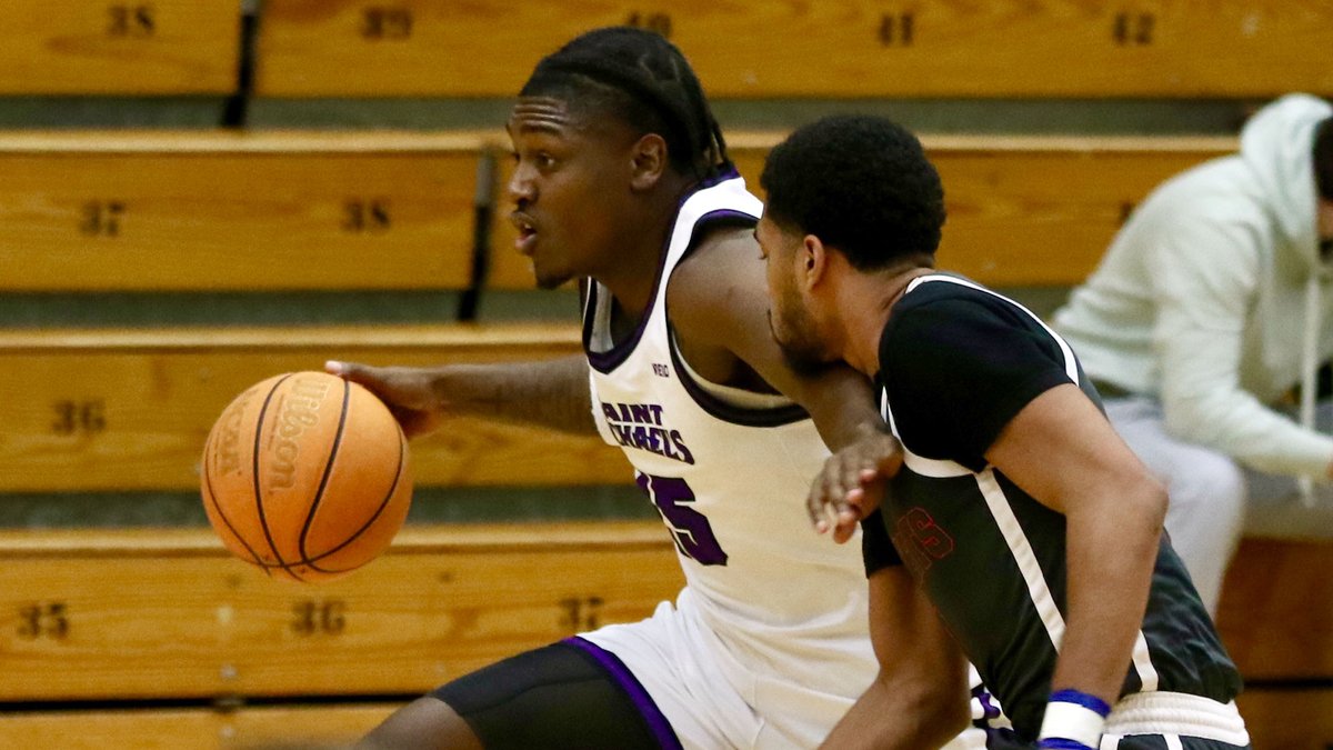 Men's Basketball Uses Big Second Half to Pull Away from Franklin Pierce

📖 smcathletics.com/news/2025/1/11…

#smcpks #smcvt #NE10EMBRACE