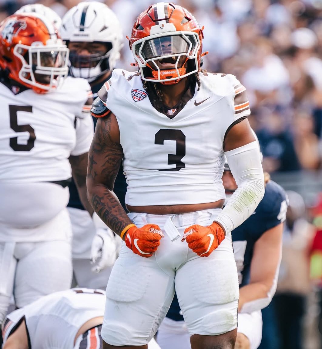 Dana βDiggyβ Greenhow (@danagreenhow1) on Twitter photo After a great conversation with <a href="/CoachSLawanson/">Sammy Lawanson</a> I am blessed to receive an offer from Bowling green state University #AGTG #Tsp #LLM
<a href="/CoachSmiley983/">Coach Darius Smiley</a> <a href="/VonnJack2/">JV</a> <a href="/Topshelf_TJ/">TJ Brown</a> <a href="/creeksrecruits/">Sandy Creek FB Recruiting</a> <a href="/ChadSimmons_/">ChadSimmons</a> <a href="/On3Recruits/">On3 Recruits</a> <a href="/247recruiting/">247Sports Recruiting</a> <a href="/JeremyO_Johnson/">Jeremy Johnson</a>
<a href="/CoachGotell/">S. Gotell, M. Ed</a> After a great conversation with <a href="/CoachSLawanson/">Sammy Lawanson</a> I am blessed to receive an offer from Bowling green state University #AGTG #Tsp #LLM
<a href="/CoachSmiley983/">Coach Darius Smiley</a> <a href="/VonnJack2/">JV</a> <a href="/Topshelf_TJ/">TJ Brown</a> <a href="/creeksrecruits/">Sandy Creek FB Recruiting</a> <a href="/ChadSimmons_/">ChadSimmons</a> <a href="/On3Recruits/">On3 Recruits</a> <a href="/247recruiting/">247Sports Recruiting</a> <a href="/JeremyO_Johnson/">Jeremy Johnson</a>
<a href="/CoachGotell/">S. Gotell, M. Ed</a>