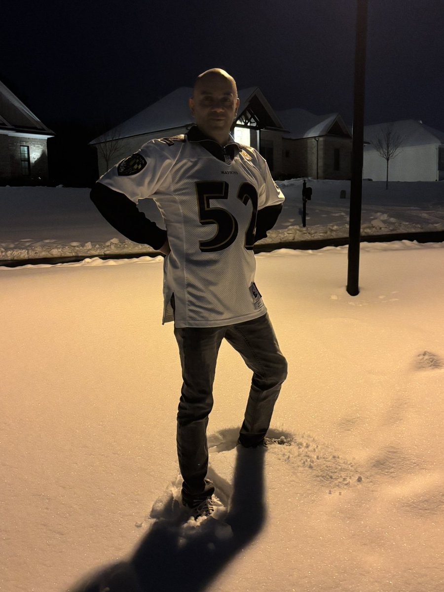 funksoulbroder's tweet photo. Vamos @Ravens !! Bajo el hielo los apoyamos! #NFLenTelevisa https://t.co/rQmCc1qDlo
