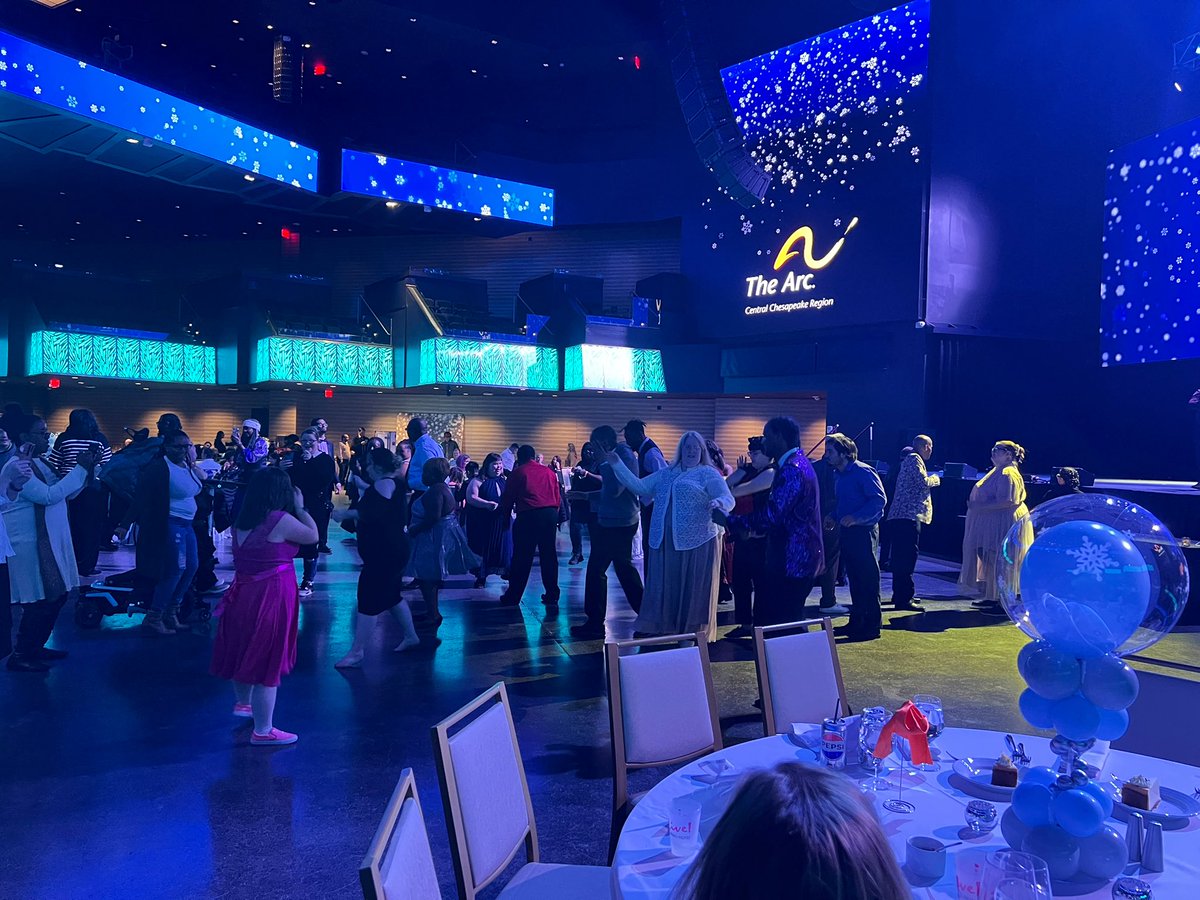 Emily McDermott tweet media