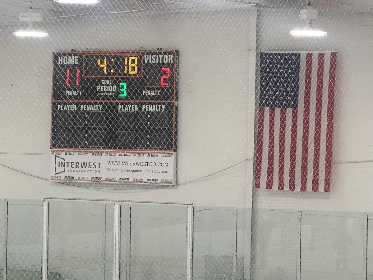 NOHS Hockey… 🧡🖤🦅⁦<a href="/NOEagles/">North Olmsted Eagles</a>⁩ ⁦<a href="/NOCSEagles/">NorthOlmstedSchools</a>⁩