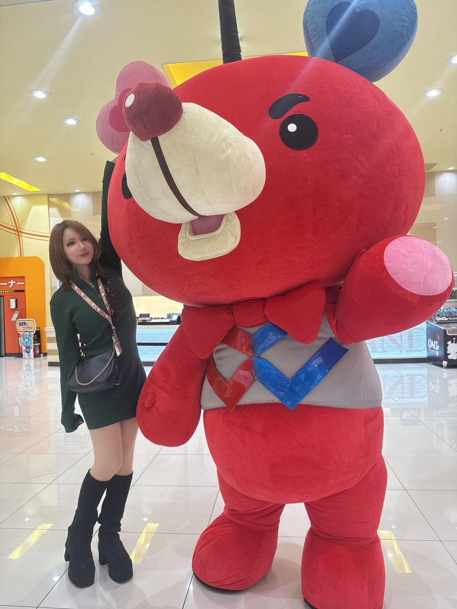 赤鬼さんってこんなにデカかったの…！？？？ メガ赤鬼だから