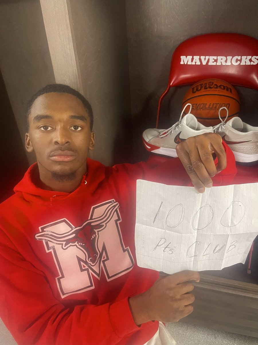 RybackdaGreat's tweet image. Today I reached 1000 points in my High school career . #AGTG #1000pointsclub @MavsMbb @MarshallMavsAth