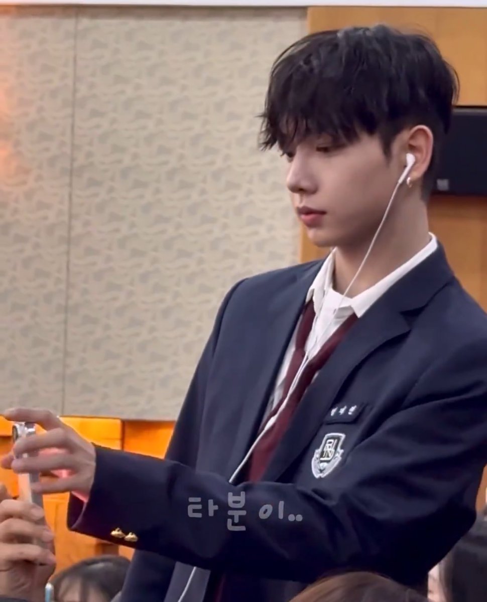 myung jaehyun pics tweet media