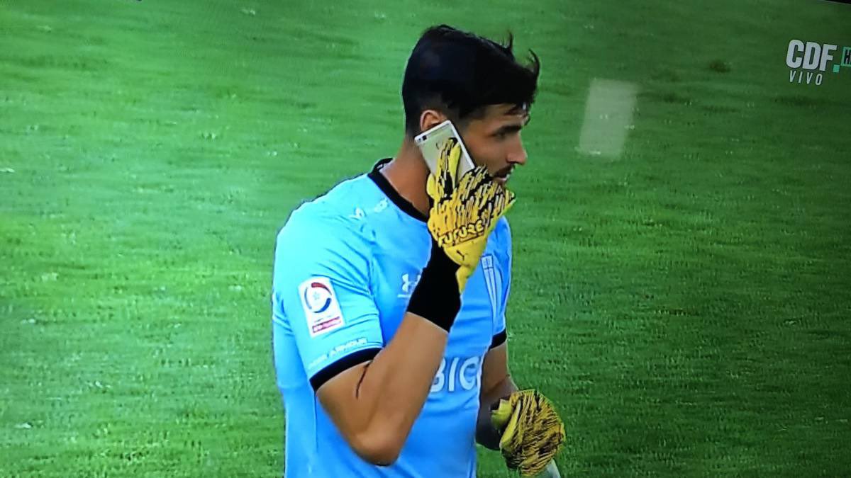 Monopatagon's tweet photo. Aló #Dituro ?
#LosCruzados https://t.co/NVwqB0IBNE