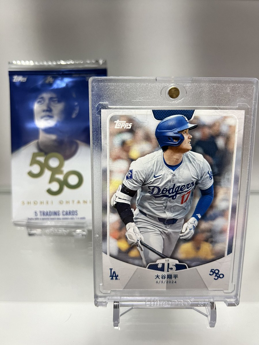 Lt2Aw1's tweet photo. 2024 Topps Archives Baseball Hobby
（店長さん@BROTHERS_KAZU 購入)
2024 Topps 50/50: Shohei Ohtani 2パックの開封結果です！

Archives はJim Abbott、Junior Camineroのautoそして、15シリPaui Skenesも当たりました！
大谷さんはSSP漢字を引けました！

今年も自分のペースで開封を楽しみます！ https://t.co/wIz7DUhsl1