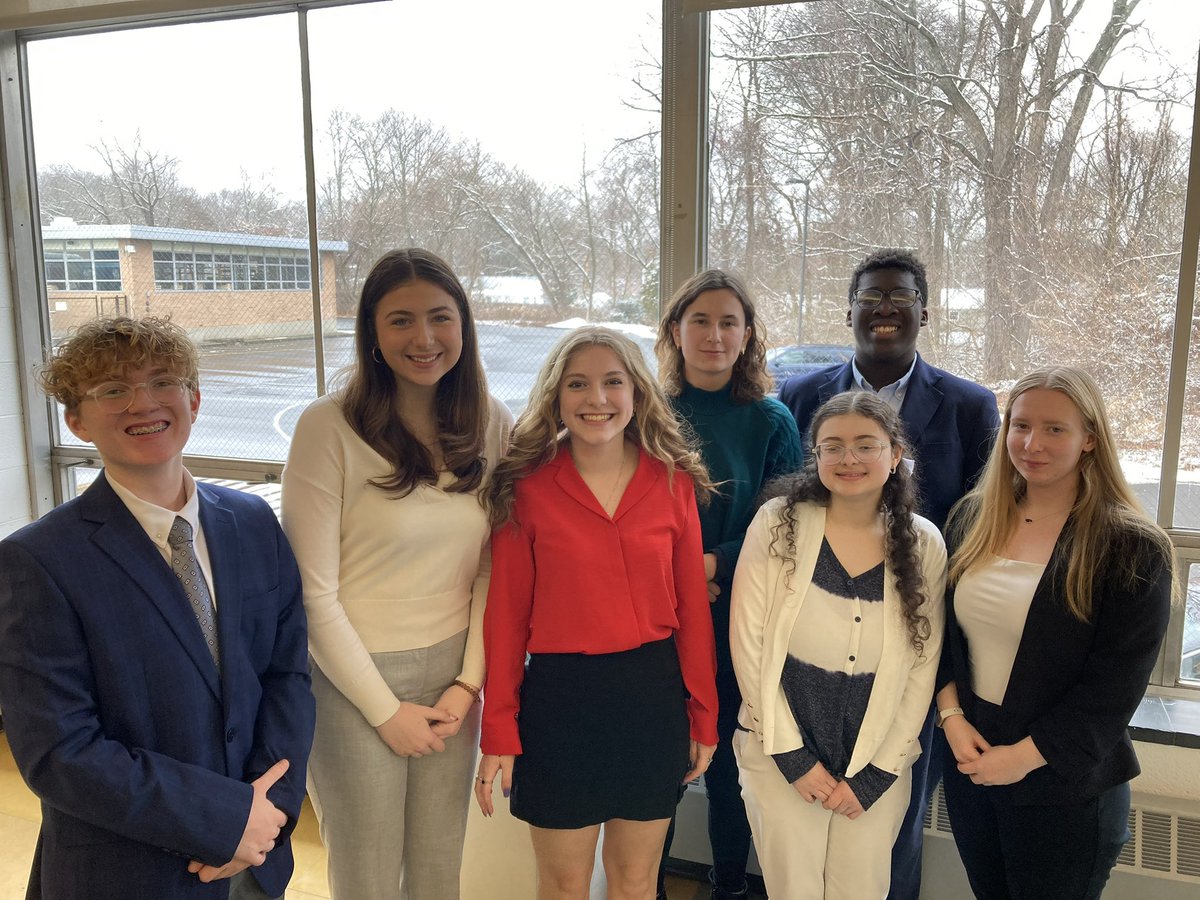stpaulfalcons's tweet photo. Great job today by the St. Paul Catholic team today in Fairfield! #GoFalcons #ctdebate https://t.co/qrLbbYzJDr