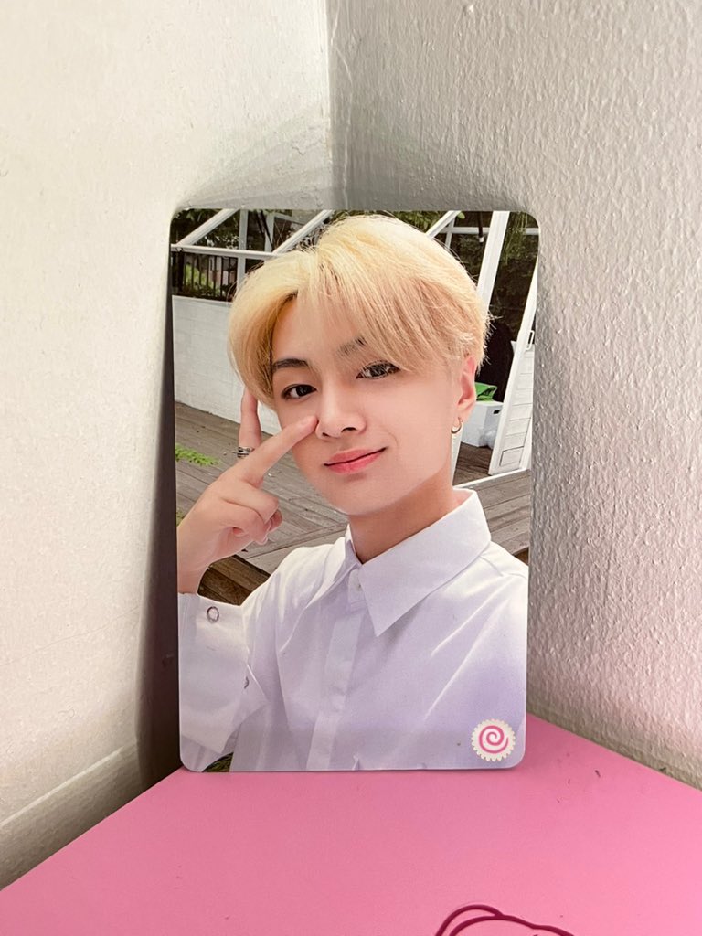 nabyeul's tweet photo. wts enhypen ph

𐙚 jay sg 2021

– ₱100 2 days dop | ₱80 payo
mop: gcash
mod: sco
📍pasig 

t. wts enhypen jay sg 2021 season greetings 2021 https://t.co/0RVbp43rk5
