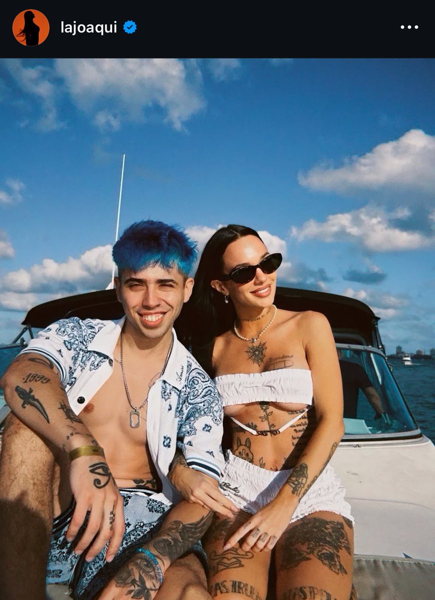 marianherrrera's tweet image. La Joaqui en sus temas: Si tu novio no la cuelga reina pa mi estás soltera

La Joaqui enamorada: ✍🏻🔥🥹🥰🤗😭