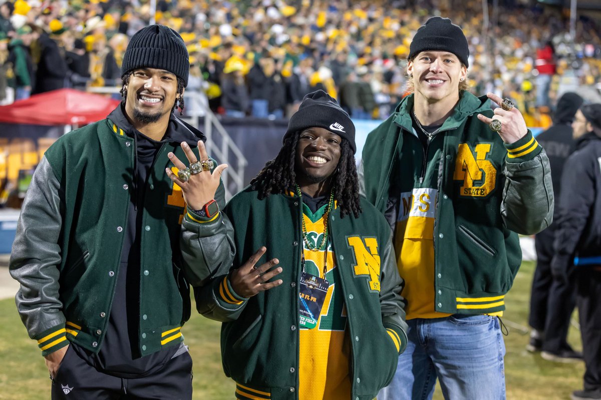 Phoenix Sproles 🐦🔥 tweet media