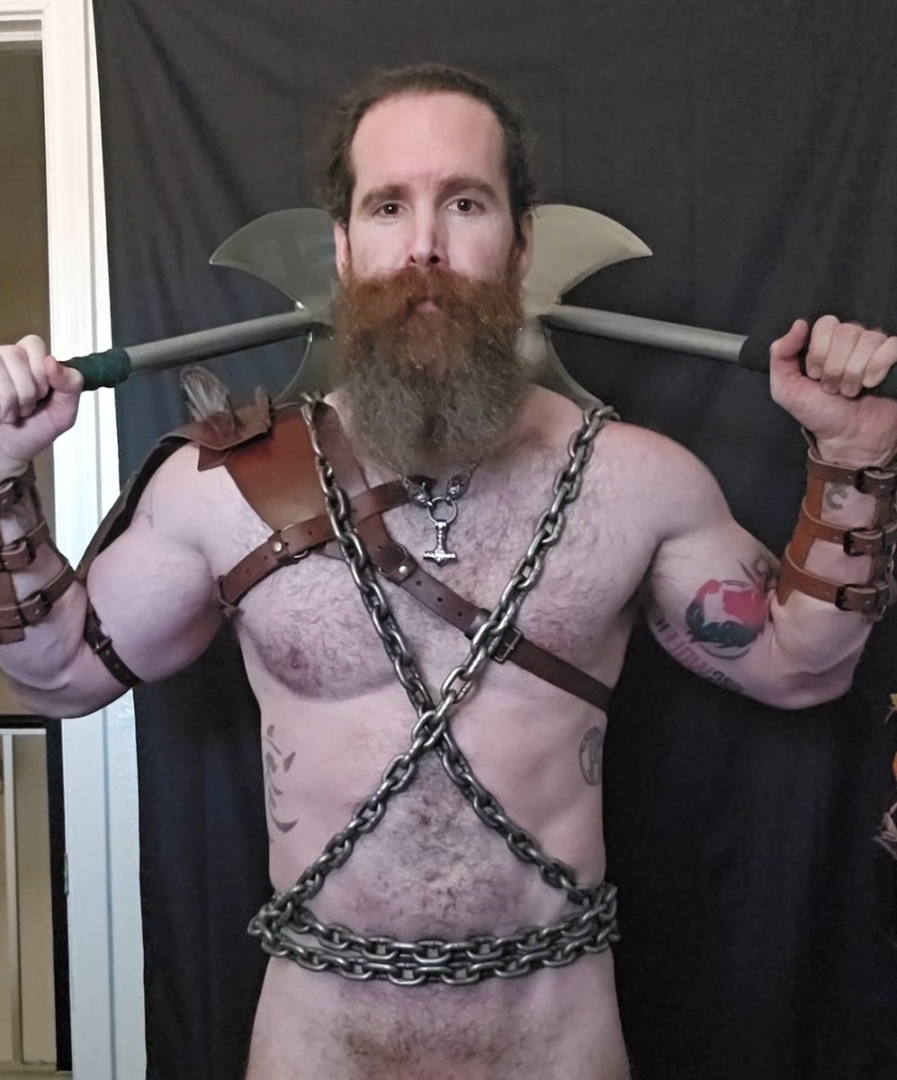 Swolfie_'s tweet photo. Oh. Hi. There's a little more to see at spicy place. https://t.co/lFPc6QXbG6