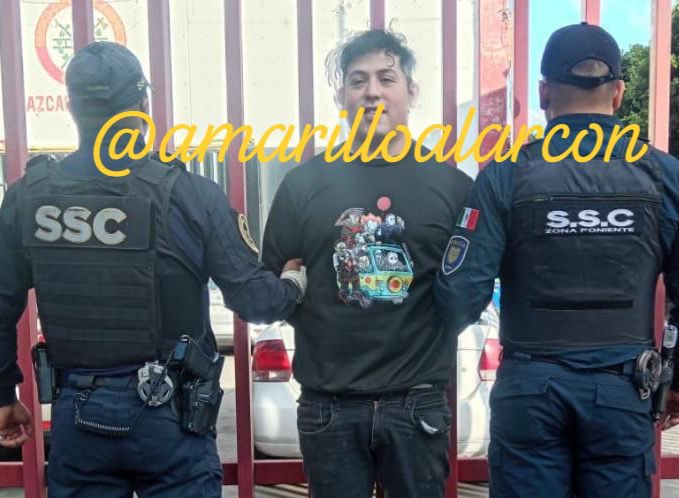 amarilloalarcon's tweet photo. Corrieron  
a un domicilio Poniente 110 #760
Col.Magdalena de las Salinas #AlcaldiaGAM

Valor y contundencia de la #Policia para desarticular a esta red delictiva ⭕️ https://t.co/bA8XgFNAkX