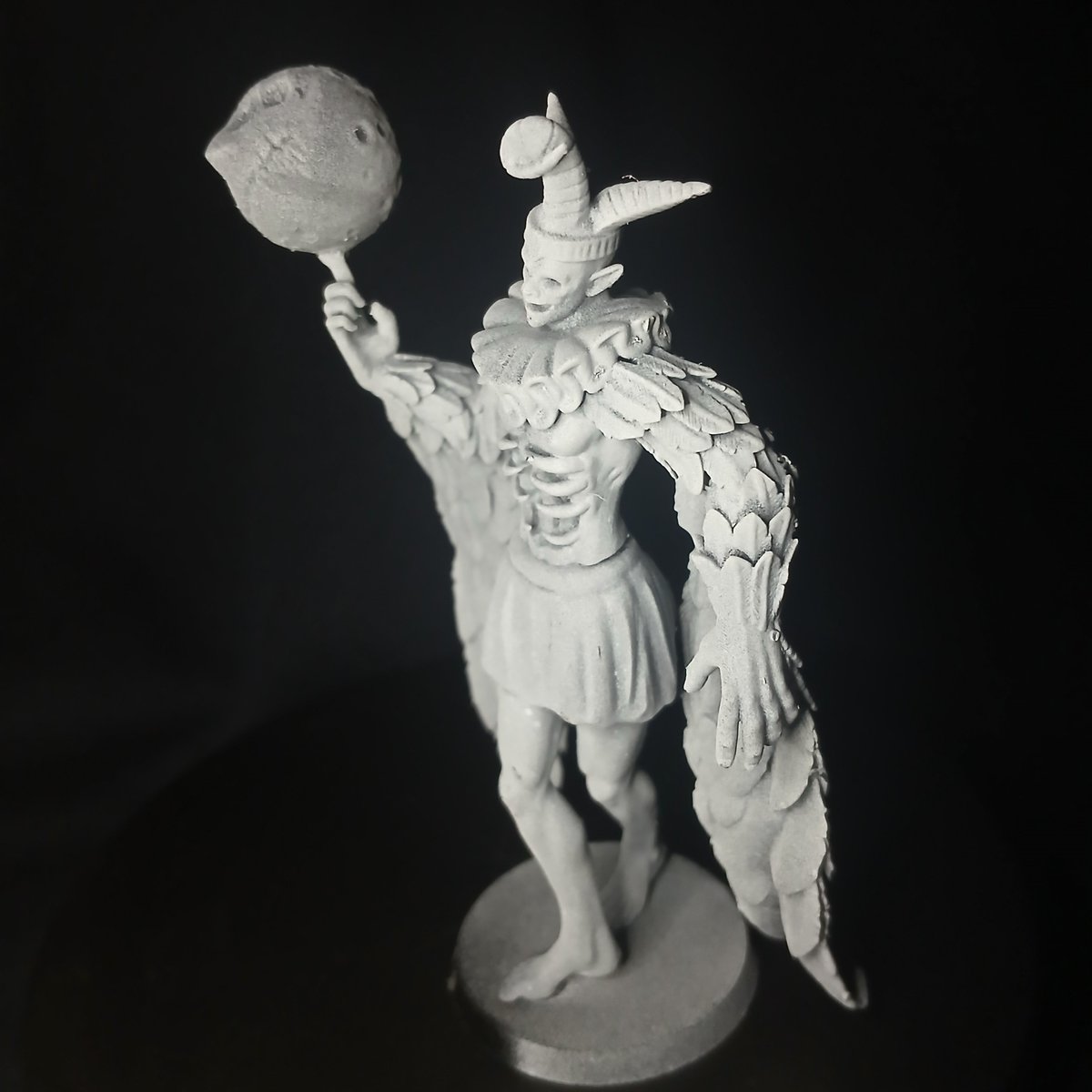 ScreamGoblin3D's tweet photo. The Moon servant greets you.
After a while I've printed and primed Per'kele, the Moon servant, from #fearandhungertermina in a bigger size than usual (11cms).
Should improve some parts, but for now, I'm happy with the outcome.
Who should I print next?
#FearandHunger #perkele https://t.co/QvS4TARm5w