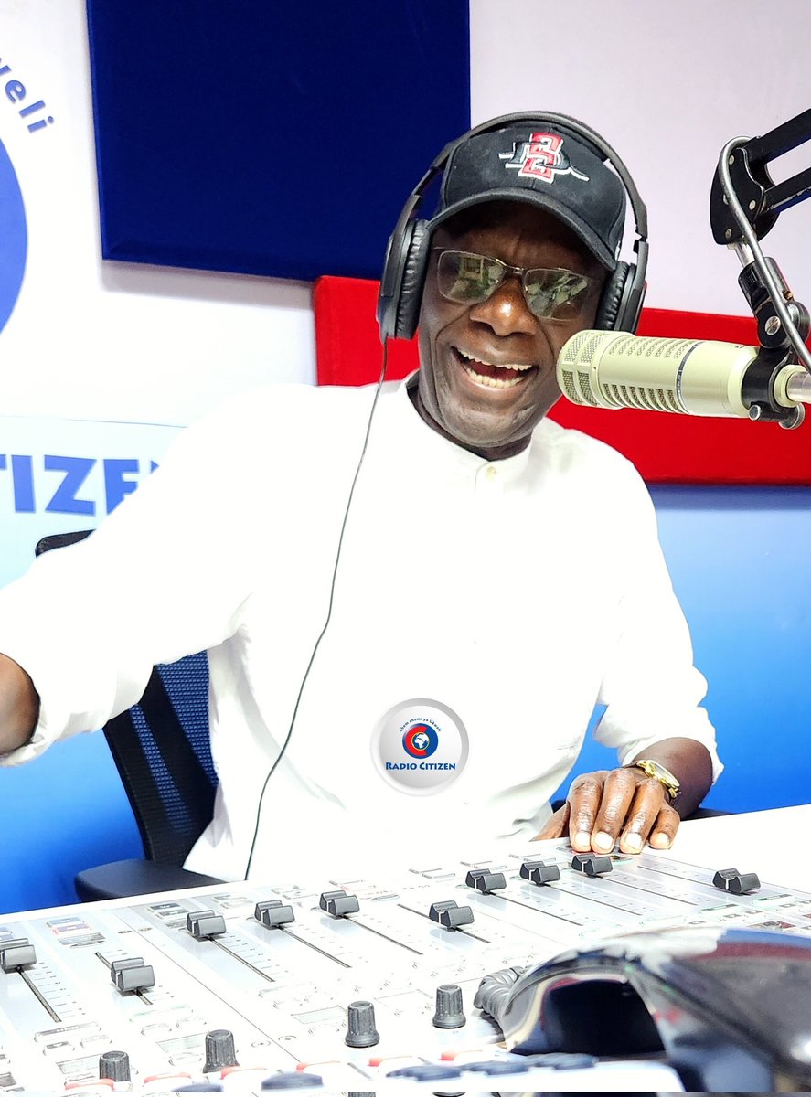 Radio Citizen (@radiocitizenfm) on Twitter photo The Retired G <a href="/fredomachoka/">Fred Obachi Machoka OGW</a> ashawasili ndani ya show kubwa #RogaRoga the Rhumba deepstate 🔥🙌
Burudani ni kali, mafunzo hatari zaidi uko tayari kupakuliwa?
Twende kazi!
#RadioNumberOne The Retired G <a href="/fredomachoka/">Fred Obachi Machoka OGW</a> ashawasili ndani ya show kubwa #RogaRoga the Rhumba deepstate 🔥🙌
Burudani ni kali, mafunzo hatari zaidi uko tayari kupakuliwa?
Twende kazi!
#RadioNumberOne