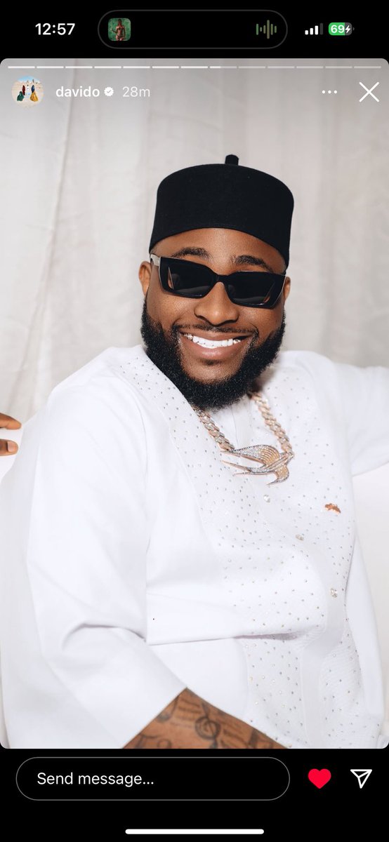 _Evee01's tweet image. Happy Sunday 
If you love Davido you won’t skip this post without a like and retweet ☺️❤️🇧🇪