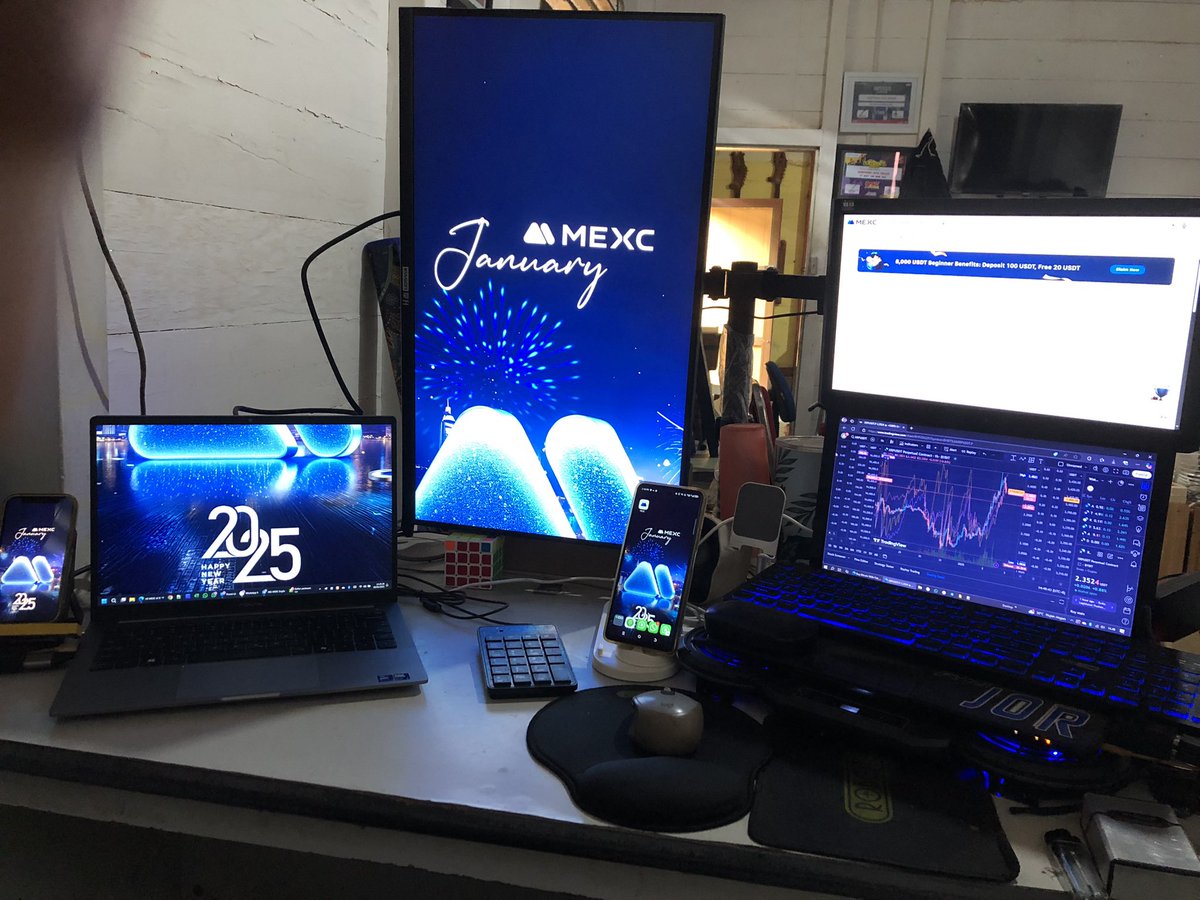 MEXC_Official's tweet image. My battle station is ready for the new year! 💻📱
