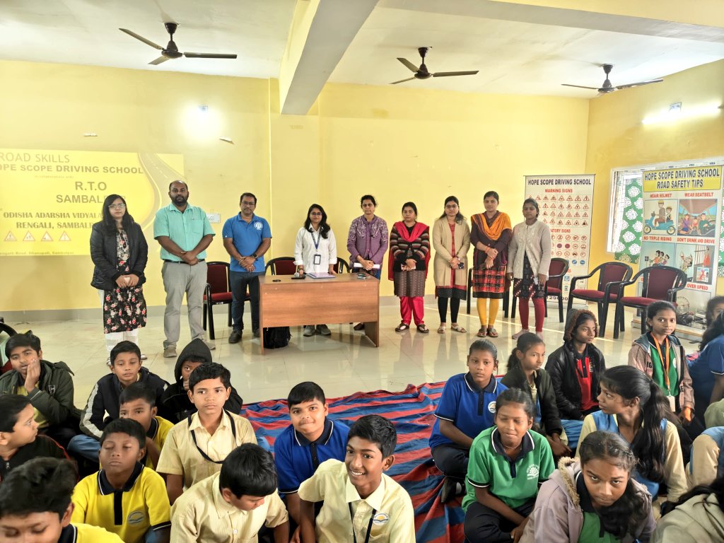 OavRengali2018's tweet photo. Awareness Program on Road Safety was organized jointly by Hope Scope Driving School and RTO, Sambalpur at OAV Rengali on dt.11.01.25 @OAVS_Official @RAMANIKANTASAH1 @DeoSambalpur @DmSambalpur @EWPortal @hopescopesbp @Archulipee https://t.co/vmNrhvLHqV