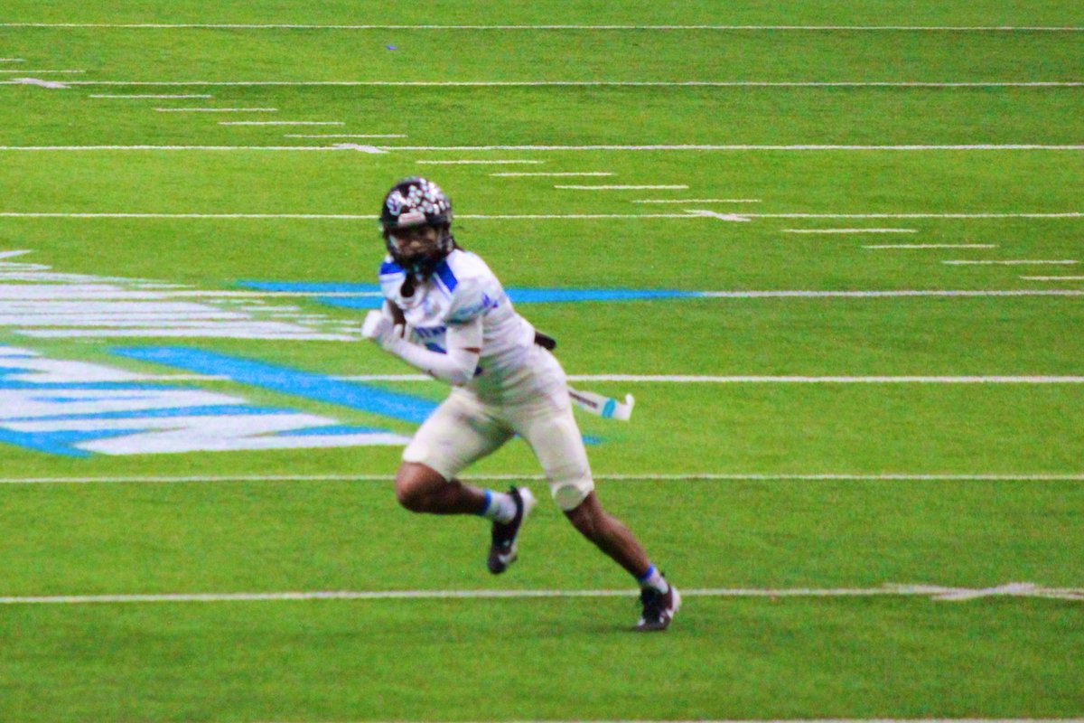 Jayden Watkins (@jaydenwatkins4k) on Twitter photo Supporting my brothers๐๐ผ
#Allstar25โ <a href="/WC_ChargersFB/">Churchill Chargers Football ๐ฌ๐ง</a>
<a href="/bloomer_sa/">Todd Bloomer</a> <a href="/hunterpav28/">hunterpav28</a> <a href="/Fred_padilla90/">Freddie Padilla</a> <a href="/TUFootballTX/">Trinity University Football</a> <a href="/CoachNateShaw/">Nate Shaw</a> <a href="/tyson_deen/">Tyson Deen</a> <a href="/AazeryuanVoss11/">Aazeryuan โZโ Voss</a> <a href="/wyo_football/">Wyoming Cowboy Football</a> Supporting my brothers๐๐ผ
#Allstar25โ <a href="/WC_ChargersFB/">Churchill Chargers Football ๐ฌ๐ง</a>
<a href="/bloomer_sa/">Todd Bloomer</a> <a href="/hunterpav28/">hunterpav28</a> <a href="/Fred_padilla90/">Freddie Padilla</a> <a href="/TUFootballTX/">Trinity University Football</a> <a href="/CoachNateShaw/">Nate Shaw</a> <a href="/tyson_deen/">Tyson Deen</a> <a href="/AazeryuanVoss11/">Aazeryuan โZโ Voss</a> <a href="/wyo_football/">Wyoming Cowboy Football</a>